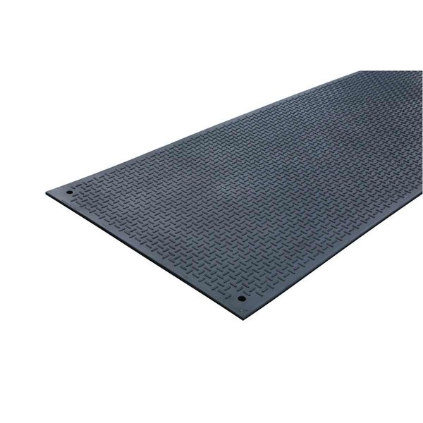 Ground Guards MultiTrack 2ft x 8ft Mat with Roadway/Walkway Tread