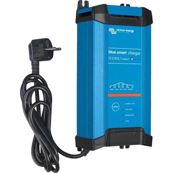 Victron Blue Smart Battery Charger (12V / 30A / 1 Output)